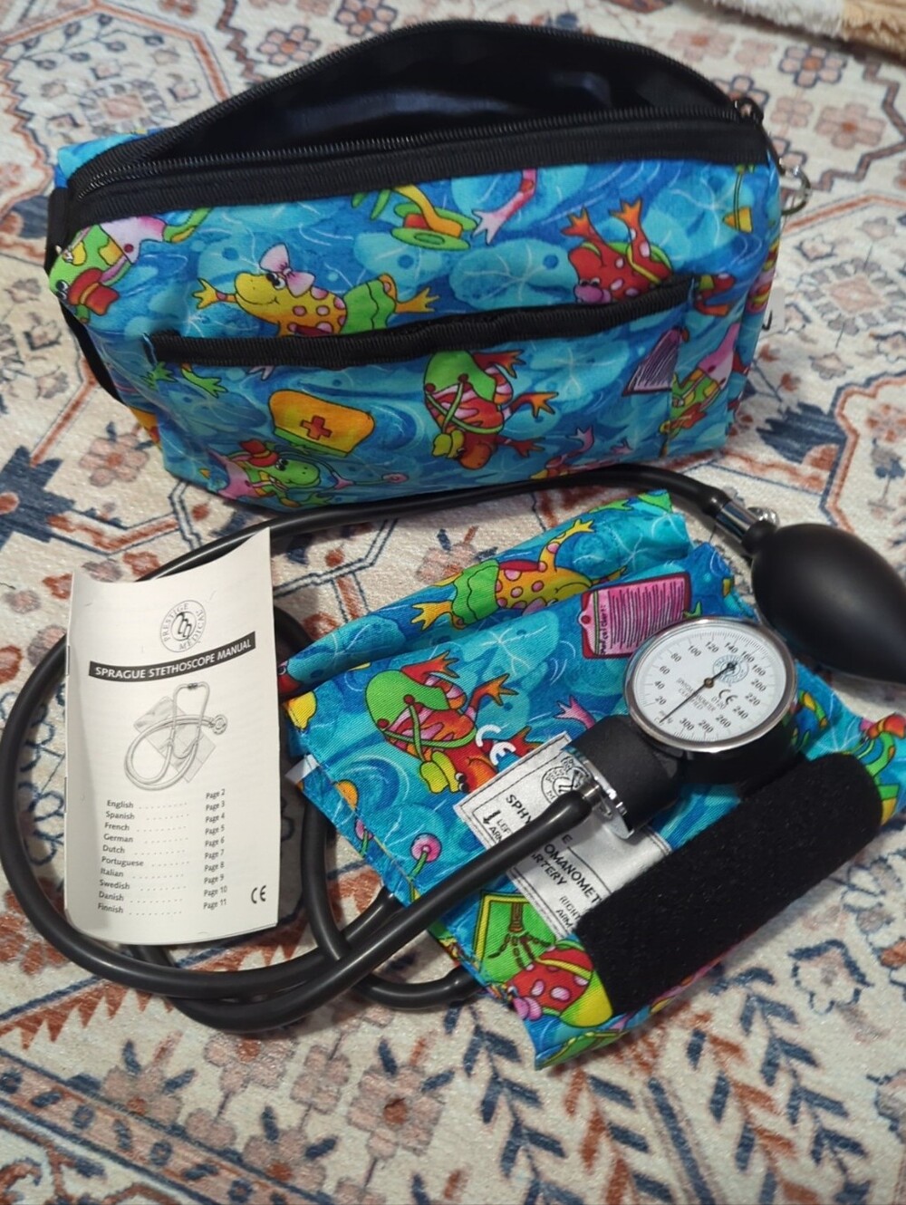 Prestige Medical Sphygmomanometer Frogs Design Print NEW Open Box & Manuels